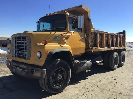 The Ford 8000 Truck: Features and Specifications